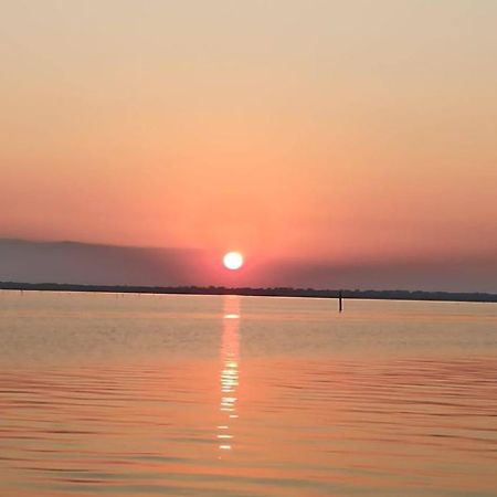 Апартаменти Mare Pineta Лідо-ді-Волано Екстер'єр фото